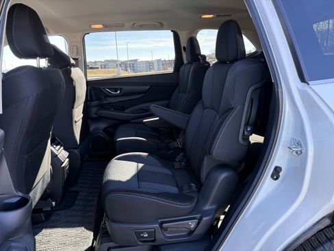 Used 2024 Subaru Ascent Premium w/ Convenience Package image 32
