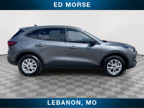 Used 2025 Ford Escape Active AWD/4WD image 9