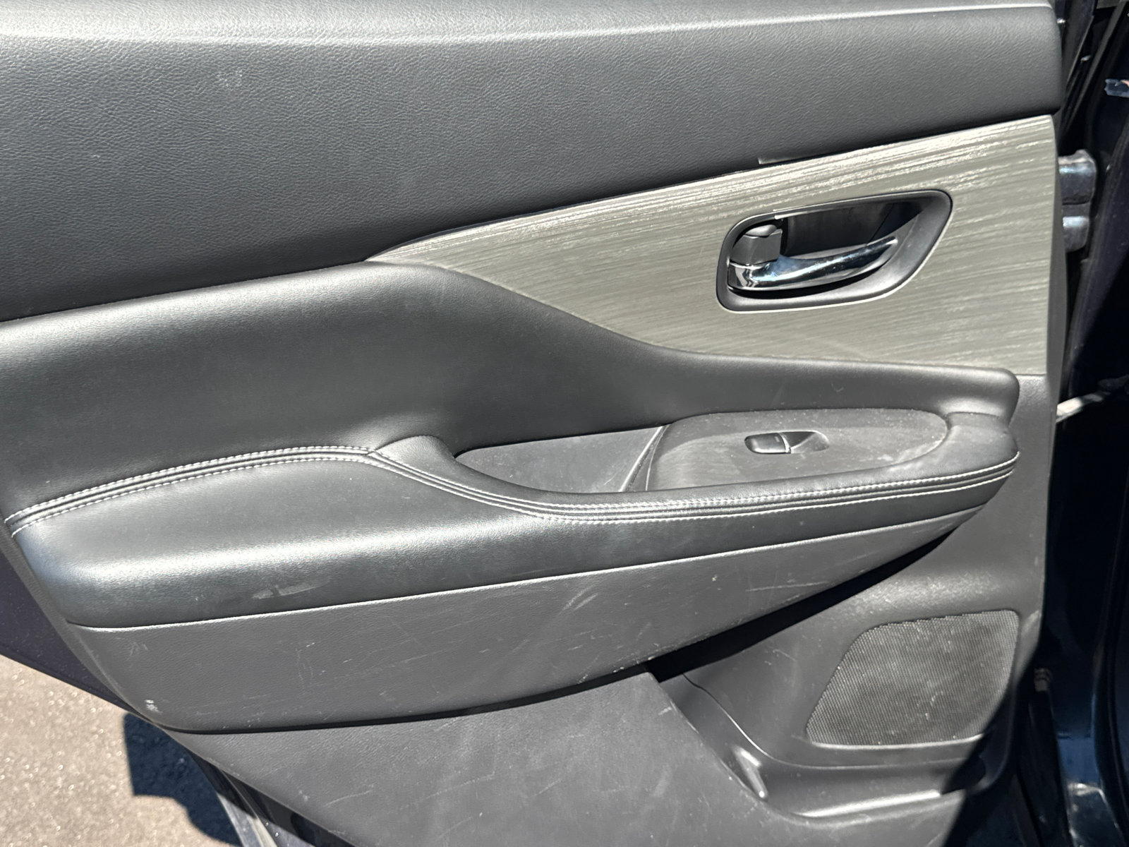 Used 2015 Nissan Murano SL w/ SL Technology Package FWD image 22