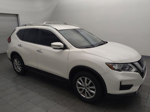 Used 2020 Nissan Rogue SV FWD image 11
