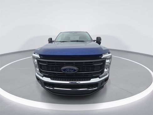 New 2026 Ford F250 XL w/ FX4 Off-Road Package image 3