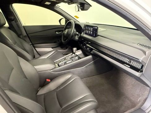 Used 2024 Honda Accord Sport image 45
