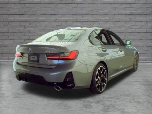Used 2025 BMW 330i xDrive Sedan AWD/4WD image 6