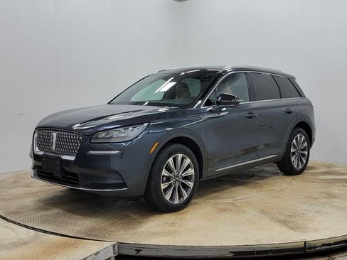 Used 2022 Lincoln Corsair Reserve w/ Equipment Group 201A image 10