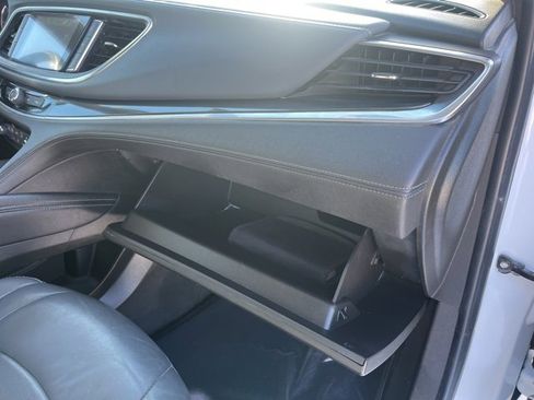 Used 2019 Buick Enclave Essence image 56