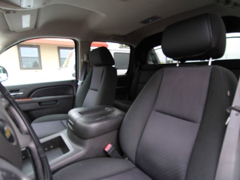 Used 2012 Chevrolet Avalanche LS w/ All-Star Edition image 8