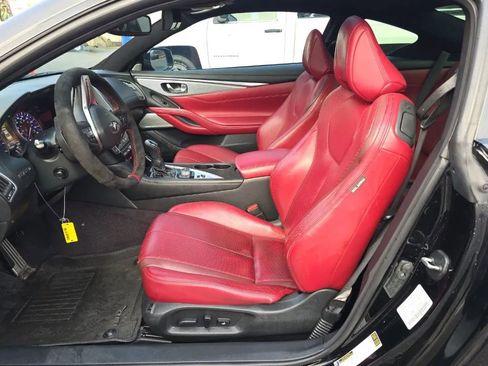 Used 2018 INFINITI Q60 Red Sport 400 w/ Pro Active Package image 5