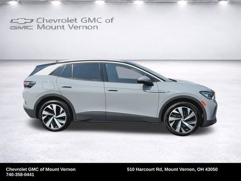 Used 2022 Volkswagen ID.4 Pro S image 9