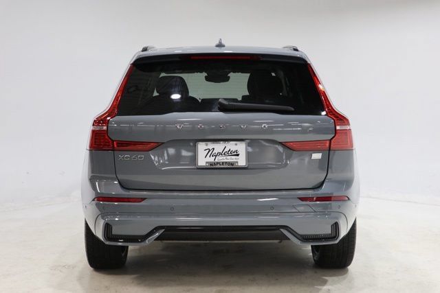 Used 2023 Volvo XC60 T8 Ultimate w/ Climate Package AWD/4WD image 7