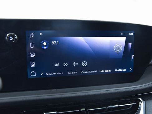 Used 2025 Buick Envista Avenir image 19