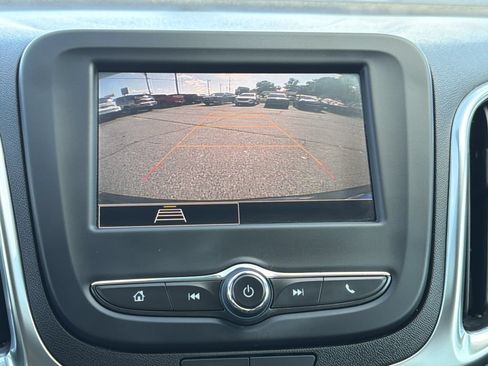 Used 2024 Chevrolet Equinox LT FWD image 5
