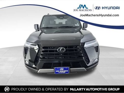 Used 2024 Lexus GX 550 AWD/4WD image 3