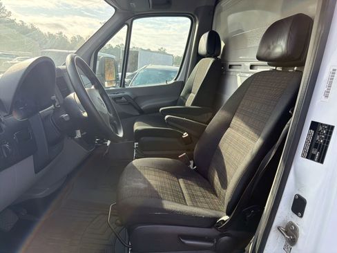 Used 2016 Mercedes-Benz Sprinter 3500 image 8