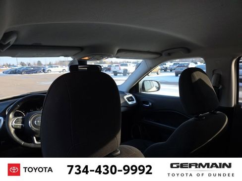 Used 2019 Jeep Compass Sport image 24