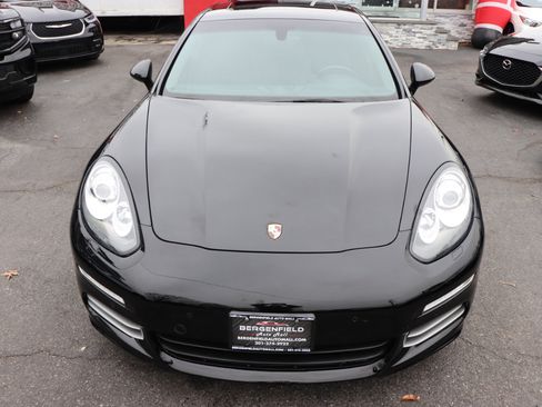 Used 2016 Porsche Panamera 4 image 9