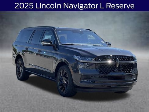 New 2025 Lincoln Navigator L Reserve image 1