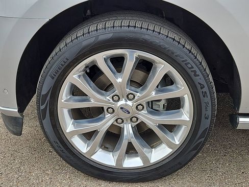 Used 2019 Ford Expedition Max Platinum image 14