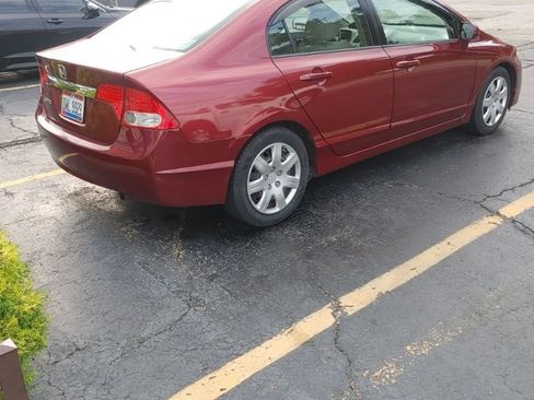 Used 2010 Honda Civic LX image 3