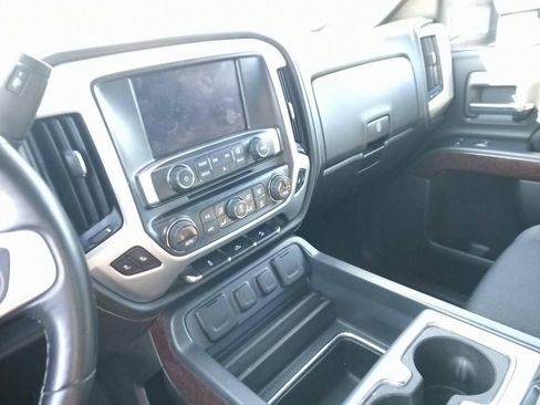 Used 2017 GMC Sierra 1500 SLE image 7