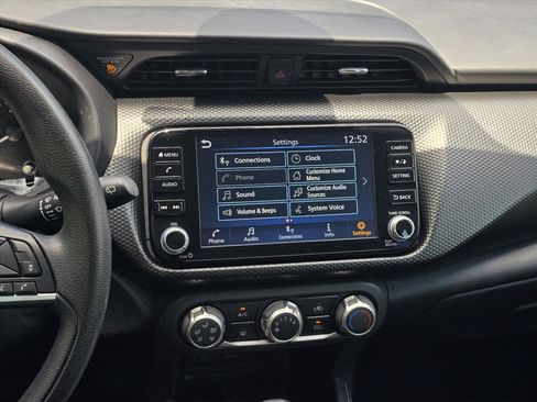 Used 2023 Nissan Kicks SV FWD image 15
