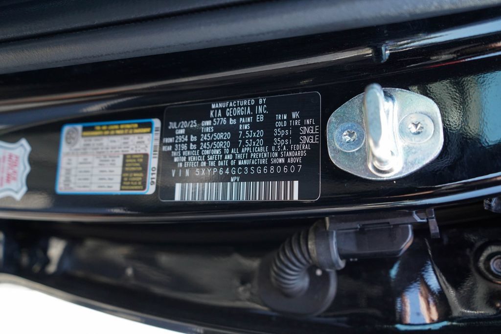 Used 2025 Kia Telluride S FWD image 44