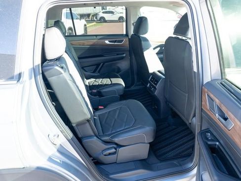 New 2026 Volkswagen Atlas SE image 41