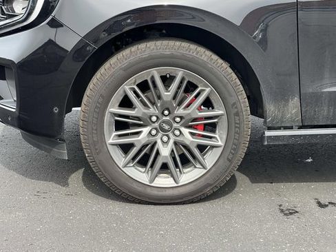 Certified 2025 Ford Expedition Max Platinum w/ Stealth Performance Package AWD/4WD image 3
