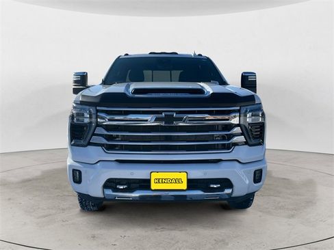 Used 2025 Chevrolet Silverado 3500 High Country w/ Technology Package image 8