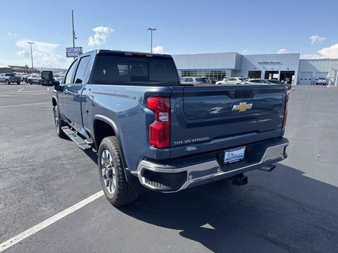 Used 2026 Chevrolet Silverado 2500 LT w/ All Star Edition AWD/4WD image 5