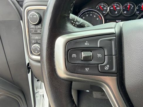 Used 2021 Chevrolet Silverado 1500 LT AWD/4WD image 27