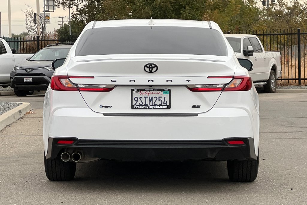 Certified 2025 Toyota Camry SE w/ Convenience Package FWD image 6