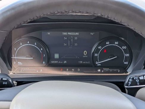 Used 2021 Lincoln Corsair AWD image 29
