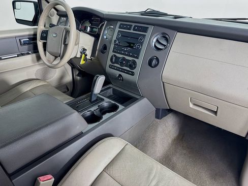 Used 2014 Ford Expedition XLT RWD image 35