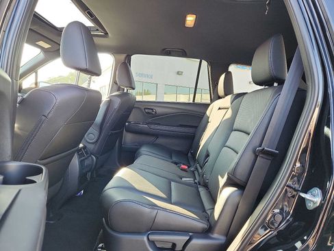 Certified 2023 Honda Passport EX-L image 10
