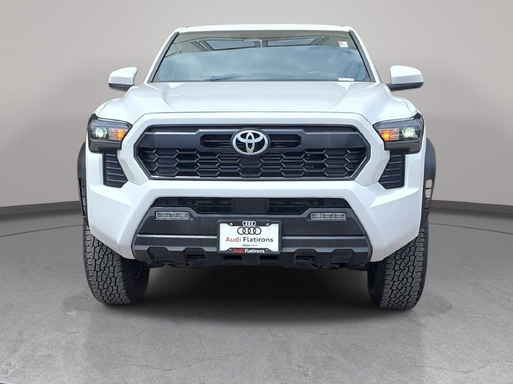 Used 2024 Toyota Tacoma TRD Off-Road AWD/4WD image 3