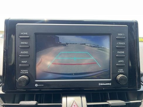 Used 2022 Toyota RAV4 XLE FWD image 14