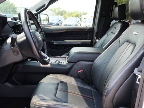 Used 2023 Ford Expedition Platinum AWD/4WD image 13