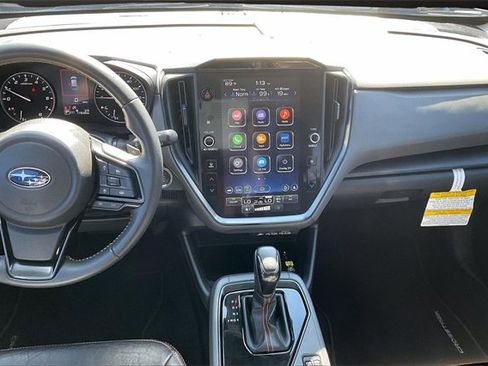 Used 2024 Subaru Crosstrek 2.5i Limited w/ Crosstrek Mirror Package image 6
