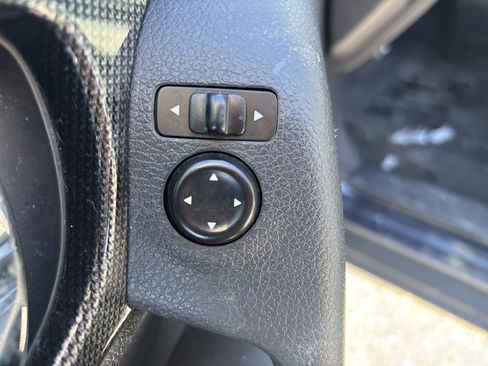 Used 2016 Nissan Rogue SL w/ SL Premium Package image 12