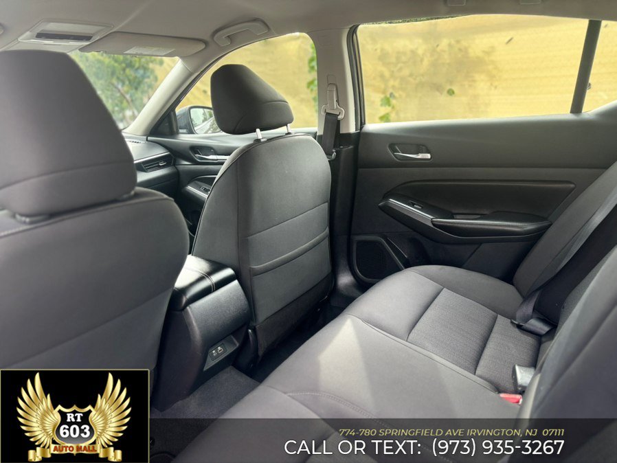 Used 2022 Nissan Altima 2.5 SV FWD image 8