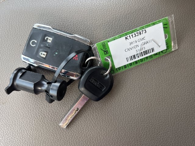 Used 2019 GMC Canyon SLT w/ Driver Alert Package AWD/4WD image 36
