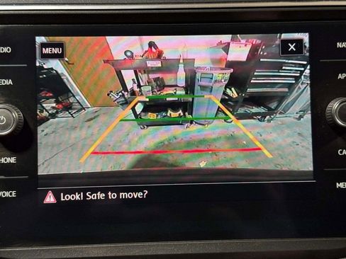 Used 2019 Volkswagen Tiguan SEL R-Line AWD/4WD image 13