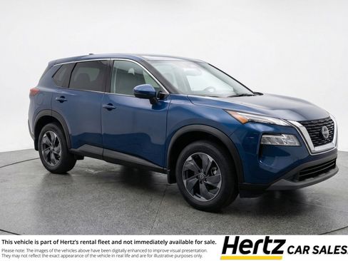 Used 2025 Nissan Rogue SV image 1
