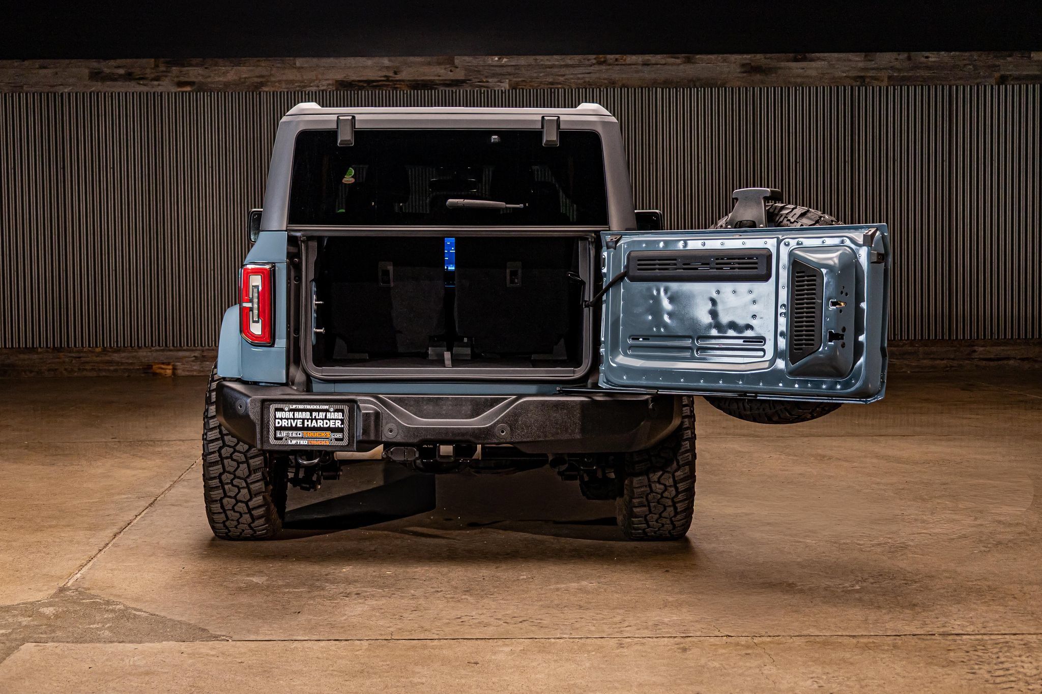 Used 2022 Ford Bronco Outer Banks AWD/4WD image 8