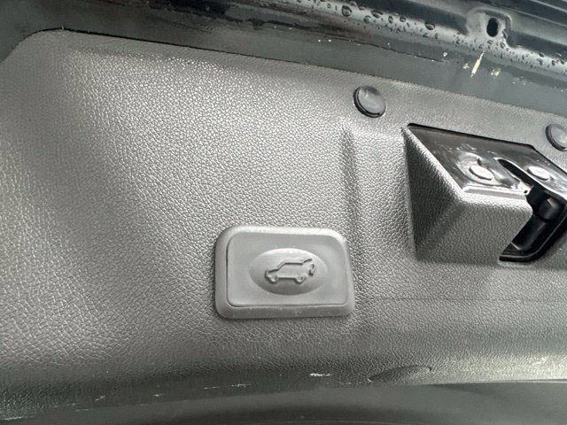Used 2012 GMC Acadia Denali AWD/4WD image 14