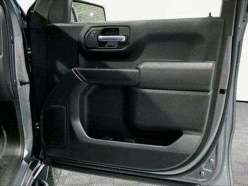 Used 2021 Chevrolet Silverado 1500 Custom AWD/4WD image 28