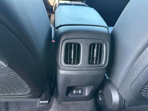 Used 2025 Hyundai Tucson SEL image 17