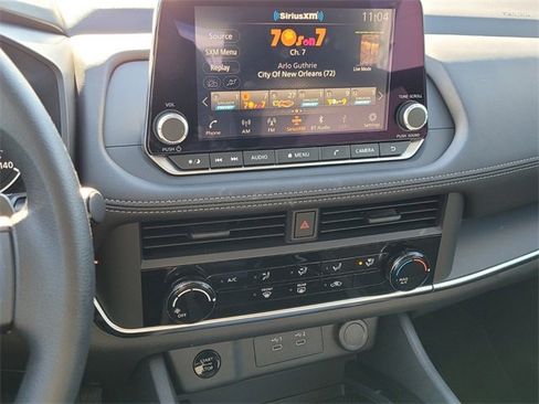 Certified 2025 Nissan Rogue S image 14