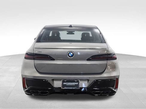 Used 2025 BMW 760i xDrive 760i xDrive w/ Executive Package image 4