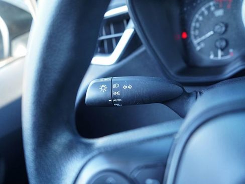 Used 2021 Toyota Corolla LE image 28